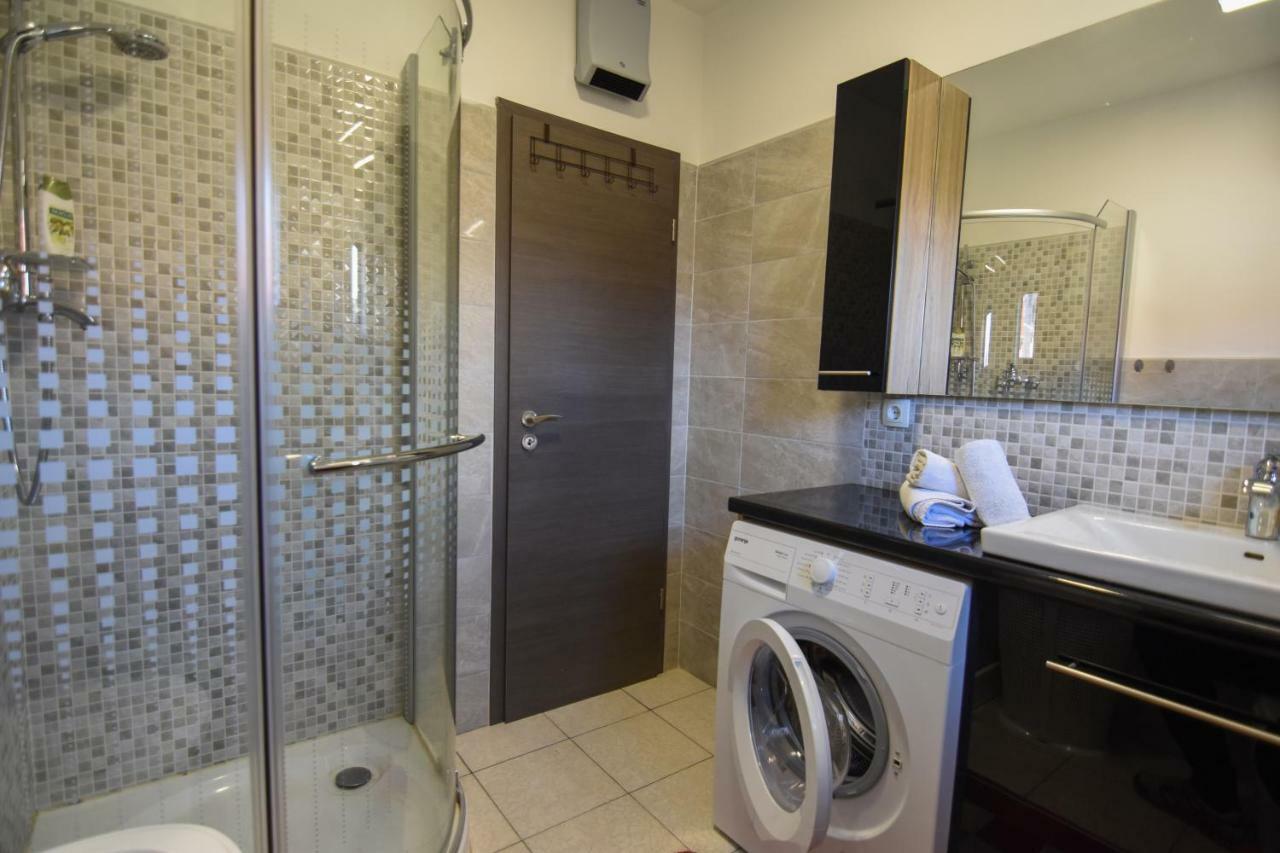F-Holiday Apartment Zadar Ngoại thất bức ảnh