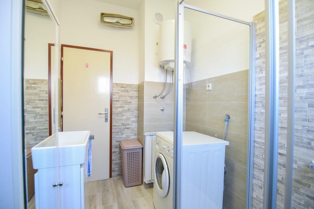 F-Holiday Apartment Zadar Ngoại thất bức ảnh
